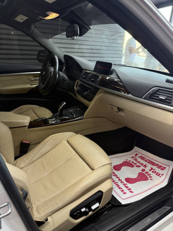 2018 BMW 3 Series 330i