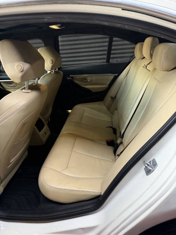 2018 BMW 3 Series 330i