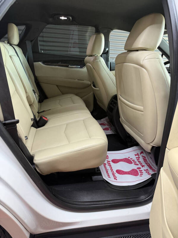 2018-cadillac-xt5-base-4x4-4dr-suv (7) 2018 Cadillac XT5